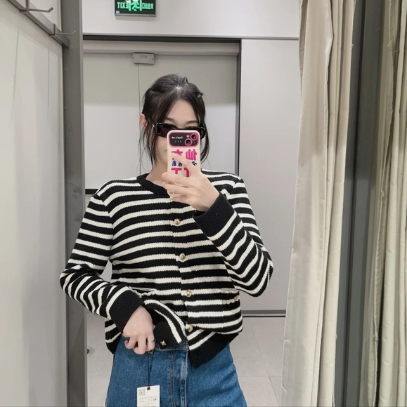 New Zara Striped Knit Cardigan With Gold Buttons - Picture 9 of 14